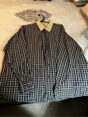 Men's Black and White Plaid Button-Up Shirt with Contrast Collar